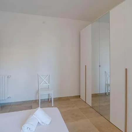 Crissylu - Family Friendly *